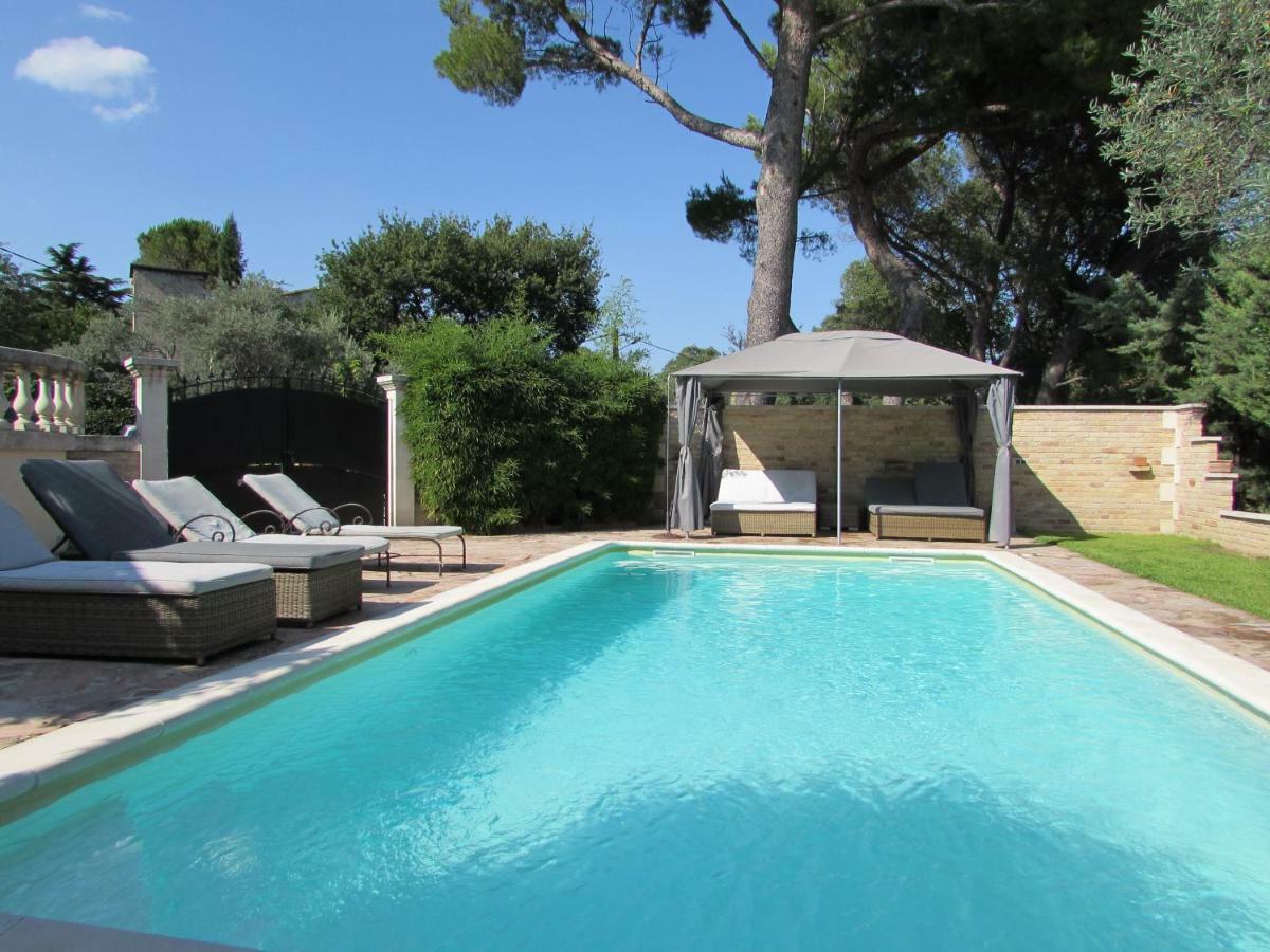 Villa Bacchus, Provence Les Angles  Exterior photo